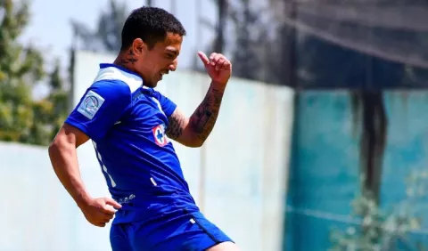 Ángel Orelién se ponía lodo en el cabello para emular a su ídolo
