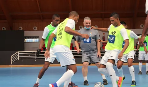 José Botana, traza sus planes para el Mundial de Futsal de Lituania 2021