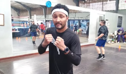 Anselmo 'Chemito' Moreno, Jezreel Corrales y 'El Científico' Núñez,  pasan sus pruebas médicas