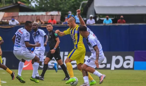 Universitario y Veraguas tendrán que arriesgar para obtener su boleto a la final de la LPF