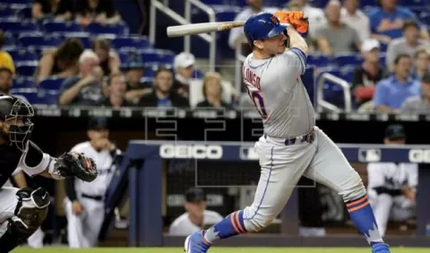 Pete Alonso dice que en las Grandes Ligas manipulan las pelotas