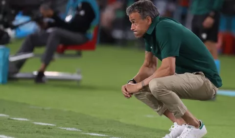 Luis Enrique no renunciará  en España