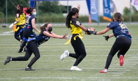 AIP Fighting Owls se lleva el clásico en el Flag Football Femenino Kiwanis