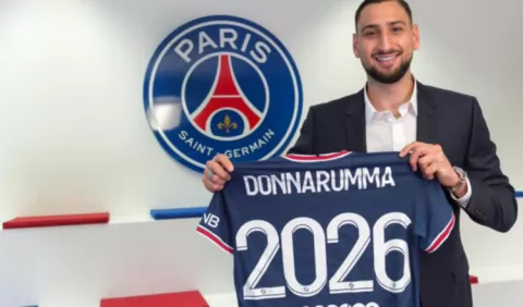 Gianluigi Donnarumma ficha por el PSG y peleará la titularidad con Keylor Navas