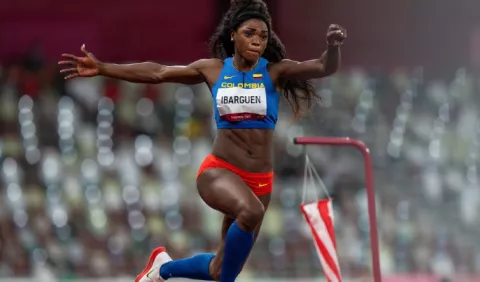 Caterine Ibargüen no dio  su mejor salto, pero es positiva