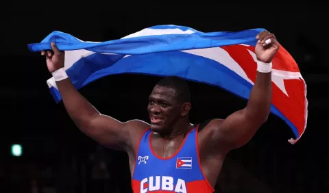 El cubano Mijaín López López con su cuarto oro en Juegos Olímpicos