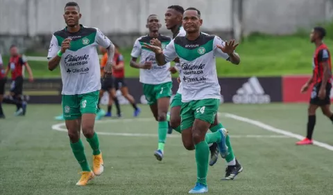 César 'Bombo' Medina pone a ganar al Alianza en su debut en el Clausura