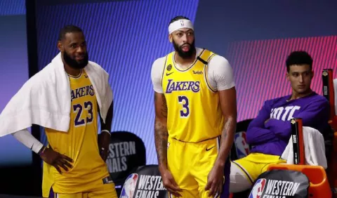 Lakers contra Nets será un regalo de Navidad