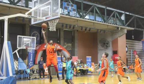Kiwanis inicia torneo colegial de baloncesto