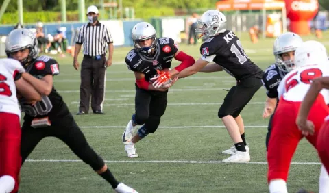 AIP Fighting Owls contra  Balboa Dragons en el fútbol americano  Kiwanis