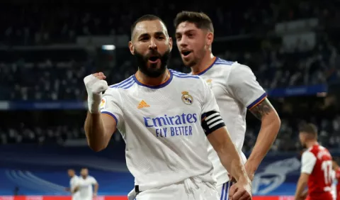 Real Madrid y Benzema viven una noche especial en el regreso al  Bernabéu