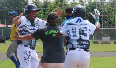Darién avanza en el béisbol mayor, 30 años depués