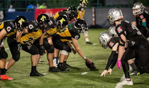 Fútbol Americano de los Kiwanis juega semifinales
