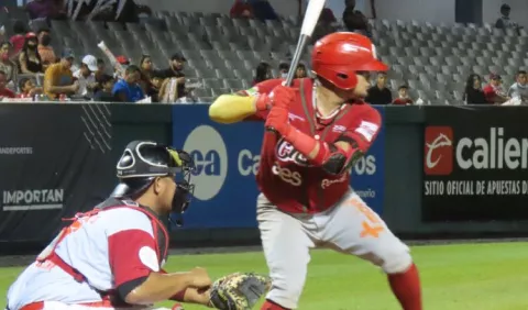 Rodrigo Vigil acaba con los premios en el béisbol mayor