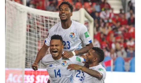 Thomas Christiansen, dispuesto a cambiar el sistema de juego de Panamá