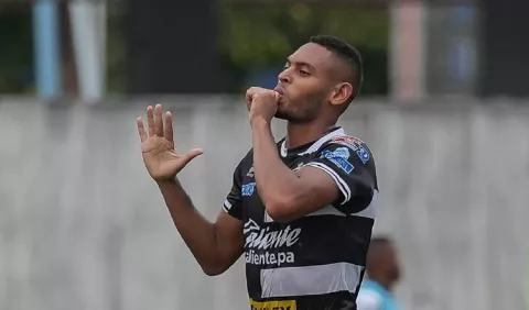 Ismael Díaz pone a Tauro cerca de las semifinales 