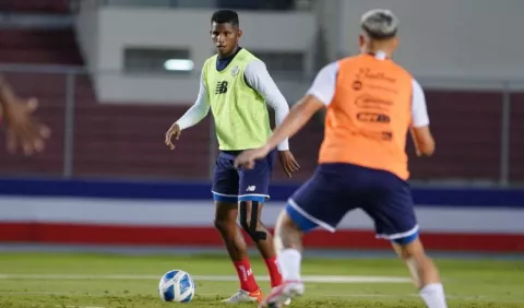 Fidel Escobar sobre el juego contra El Salvador en el Rommel. 'Presionaremos desde el inicio'