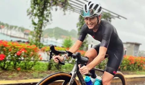 Lea Riccoboni, de esquiar en la nieve, al triatlón en el trópico 