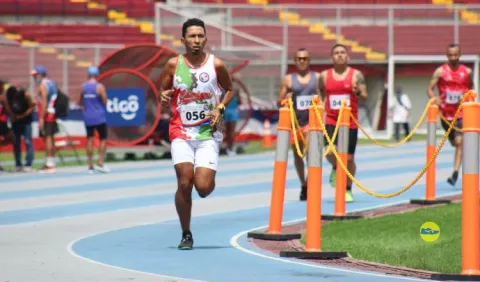 Atletas master lo dieron todo en el Campeonato Nacional de Atletismo