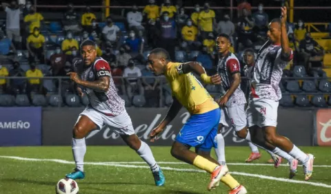 Herrera FC apuesta a su ofensiva ante Veraguas CD en las semifinales de la LPF