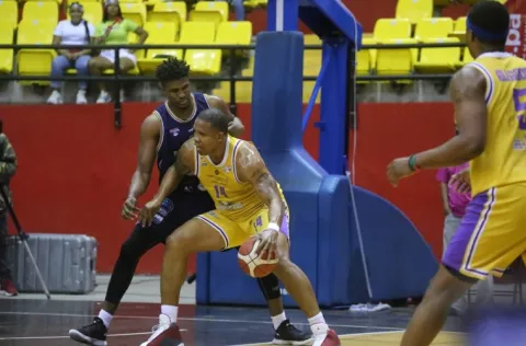 Correcaminos de Colón quieren dar segundo golpe a Dragones en la Serie Final de la LPB