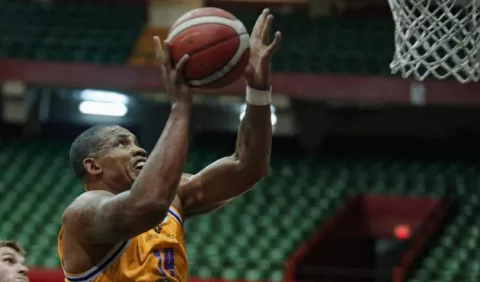 Correcaminos de Colón buscarán barrer a los Dragones en la Serie Final de la LPB