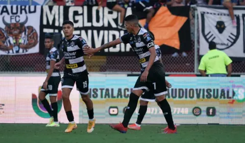Tauro y Herrera en una  final 'vinotinto' en el Clausura 2021 de la LPF
