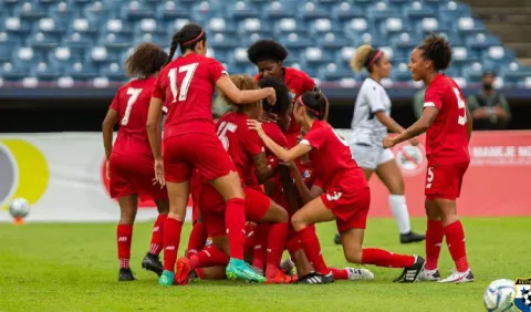 Ignacio 'Nacho' Quintana , tecnico del equipo femenino de Panamá asegura estar parado en oro