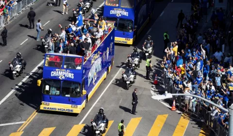 Los Ángeles se da con los Rams la fiesta que se debía por Lakers en NBA y los Dodgers
