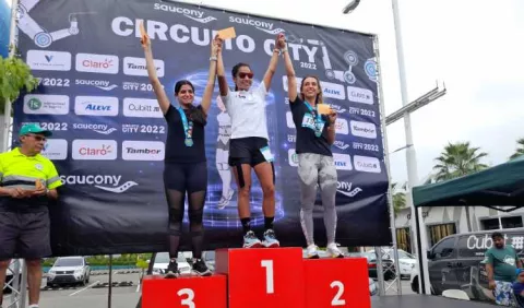 Joseph Ortega y Egris Arias ganan  en Circuito City