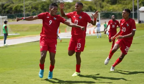 La Rojita  ante Cuba en torneo de la Uncaf