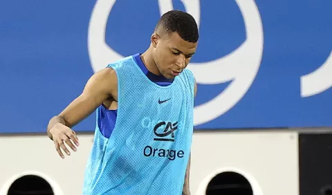 Francia llega con a ilusión de revalidar el título, debuta ante Australia
