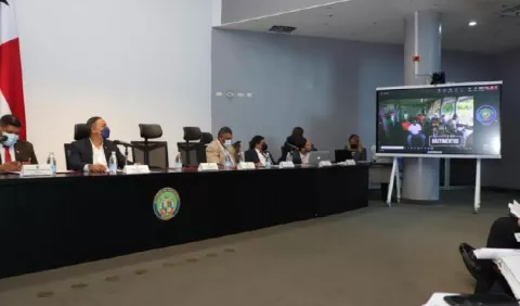 Siguen diferencias por fondos de municipios