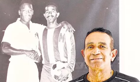 Panameño 'Cascarita' Tapia: 'Fui dichoso por haber  enfrentado a Pelé'