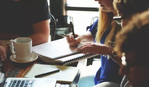 ¿Cómo motivar al trabajador a regresar a las oficinas?