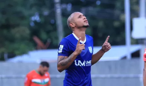 Umecit golea; Sporting  vence al Árabe Unido en LPF