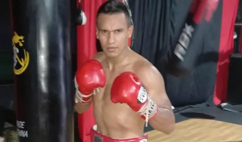 Brayan  De Gracia no pudo contra estadounidense Vásquez