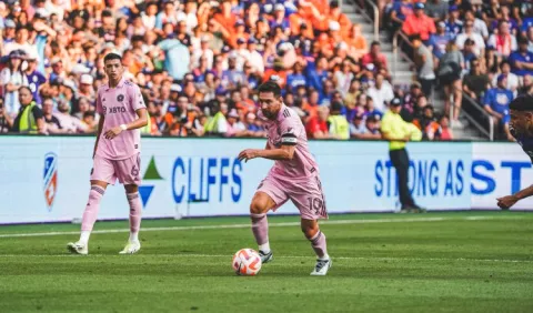 Leo Messi y  Aníbal Godoy vuelven a enfrentarse  