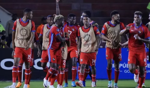 Christiansen y la Roja cumplen, con un momento de alegría