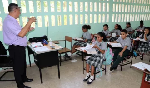 Llegó la hora de cambiar método para nombrar a maestros y profesores