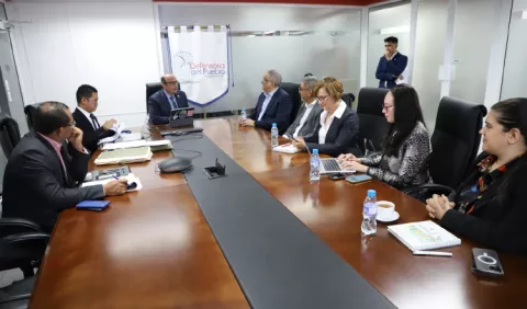 Clientes deben presionar para que los servicios públicos mejoren