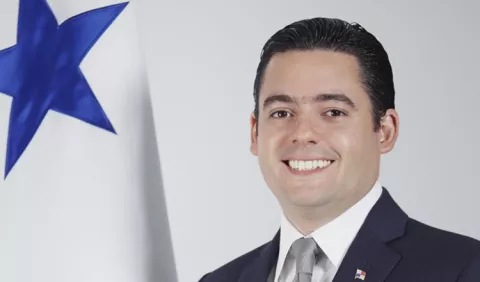 Ministerio Público admitiría denuncia contra Carrizo por peculado