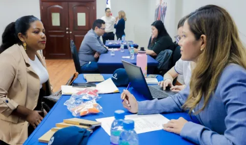 Ritmo en crecimiento de contratos el año pasado, fue inferior al de 2023