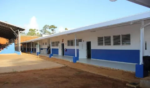 Meduca avanza con el mantenimiento de las estructuras escolares