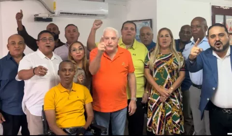 Martinelli instruye a bancada de RM a votar a favor del proyecto de ley de amnistía política