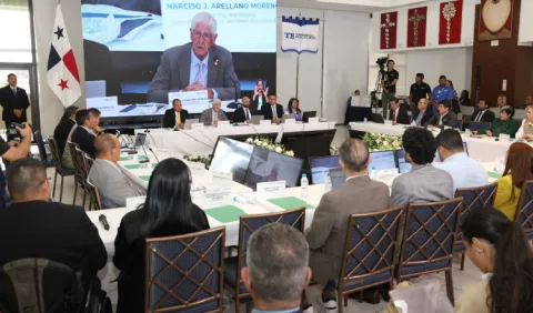 Comisión Nacional de Reformas Electorales continúa en suspenso
