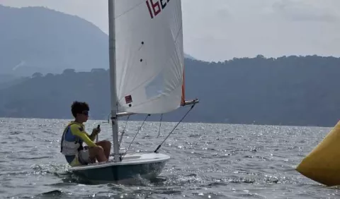 Panameños ganan medallas en la International Regatta 2025 de Vela en El Salvador