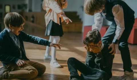 Iniciativa legislativa busca erradicar el 'bullying' en  escuelas y comunidades