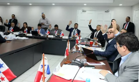 Cerca de $100 millones más piden diputados para universidades