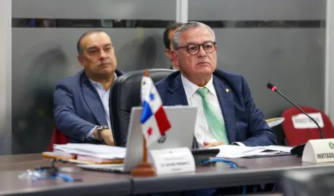 Poderes del contralor están incluidos en la ley de la entidad